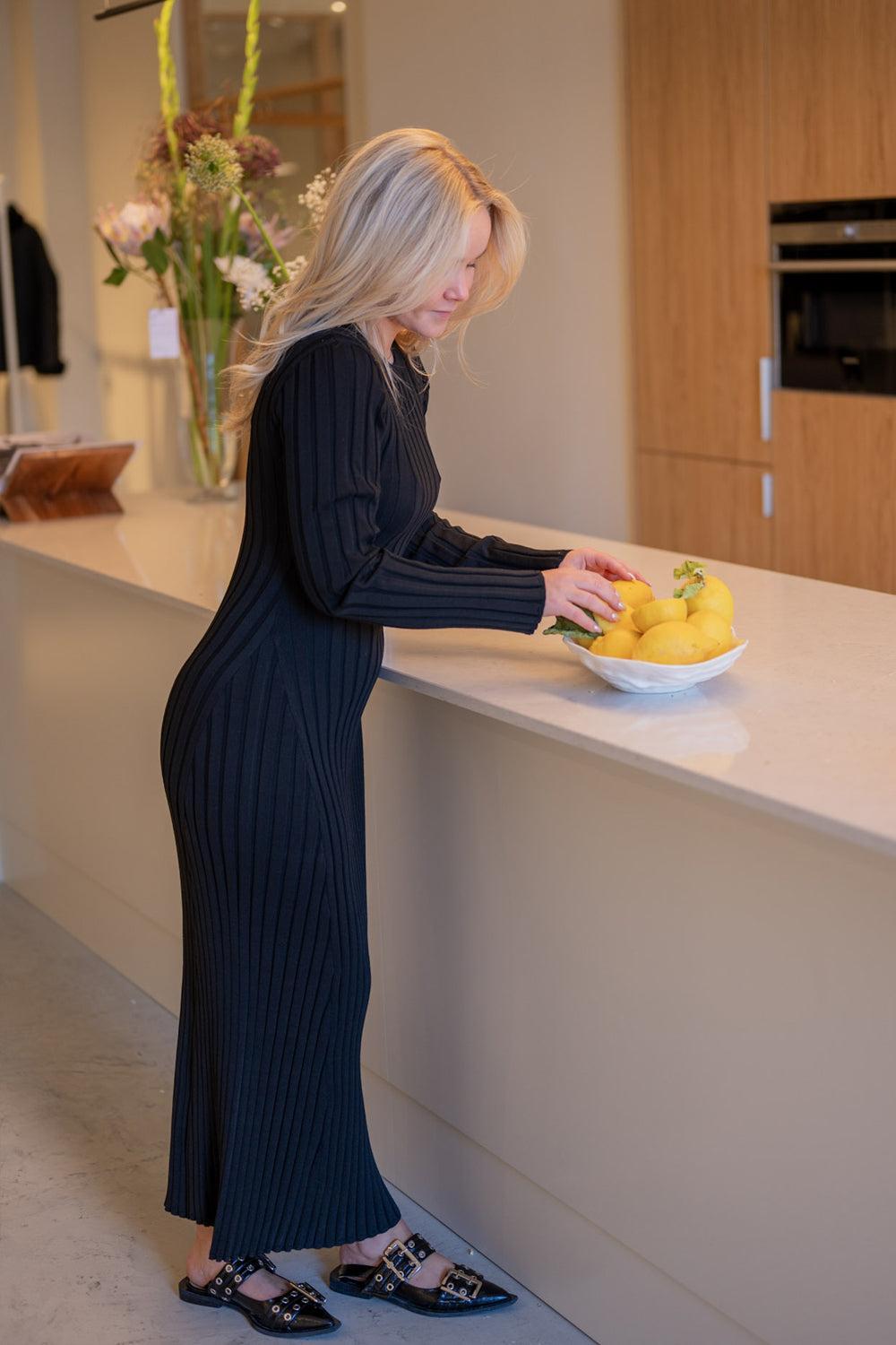 Zaneta Knit Dress Black