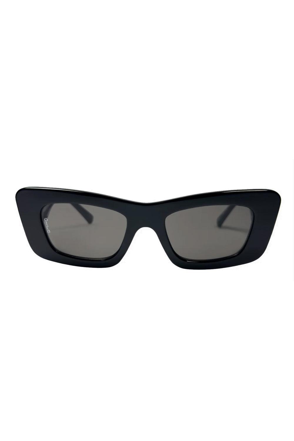 Zoe Black Fade