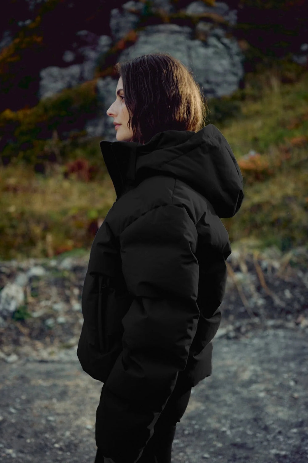 W. Aurora Puffer Jacket Black