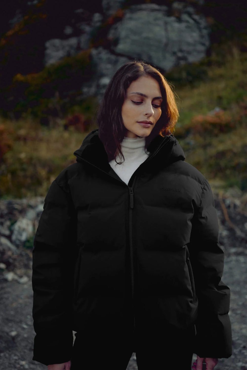 W. Aurora Puffer Jacket Black