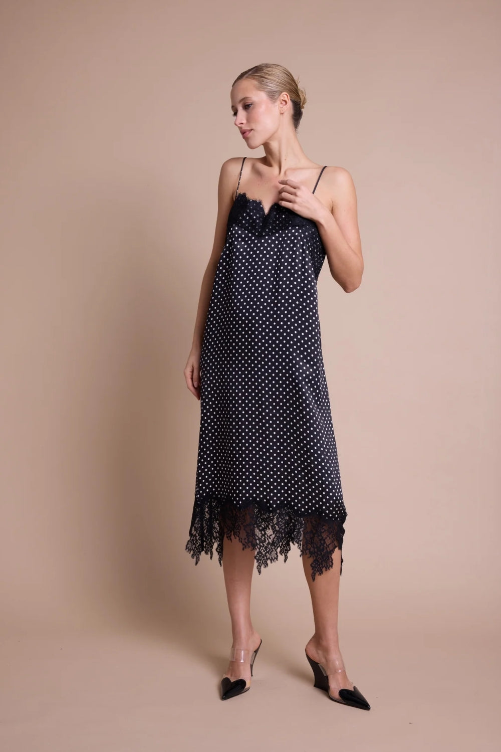 Lilly Dots Black