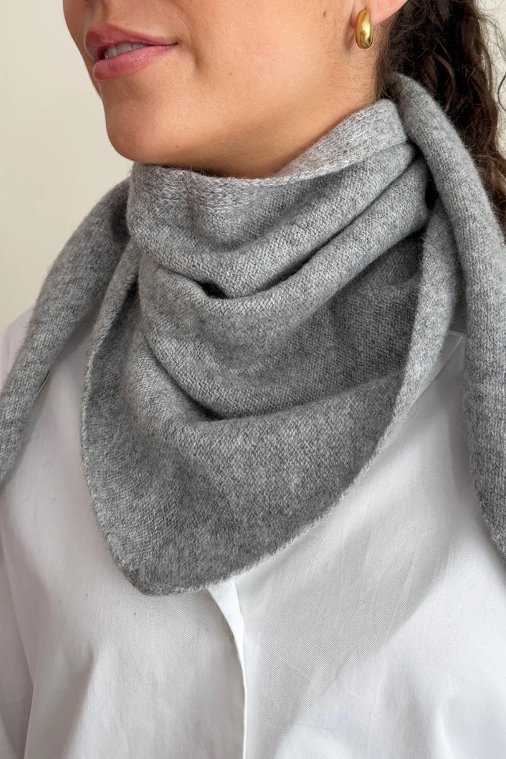 Trekantskjerf Light Grey