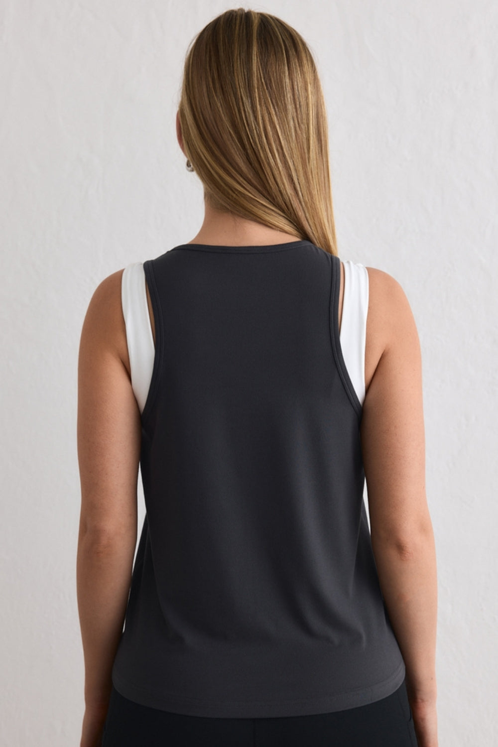 Soft Basic Singlet Shadow Grey