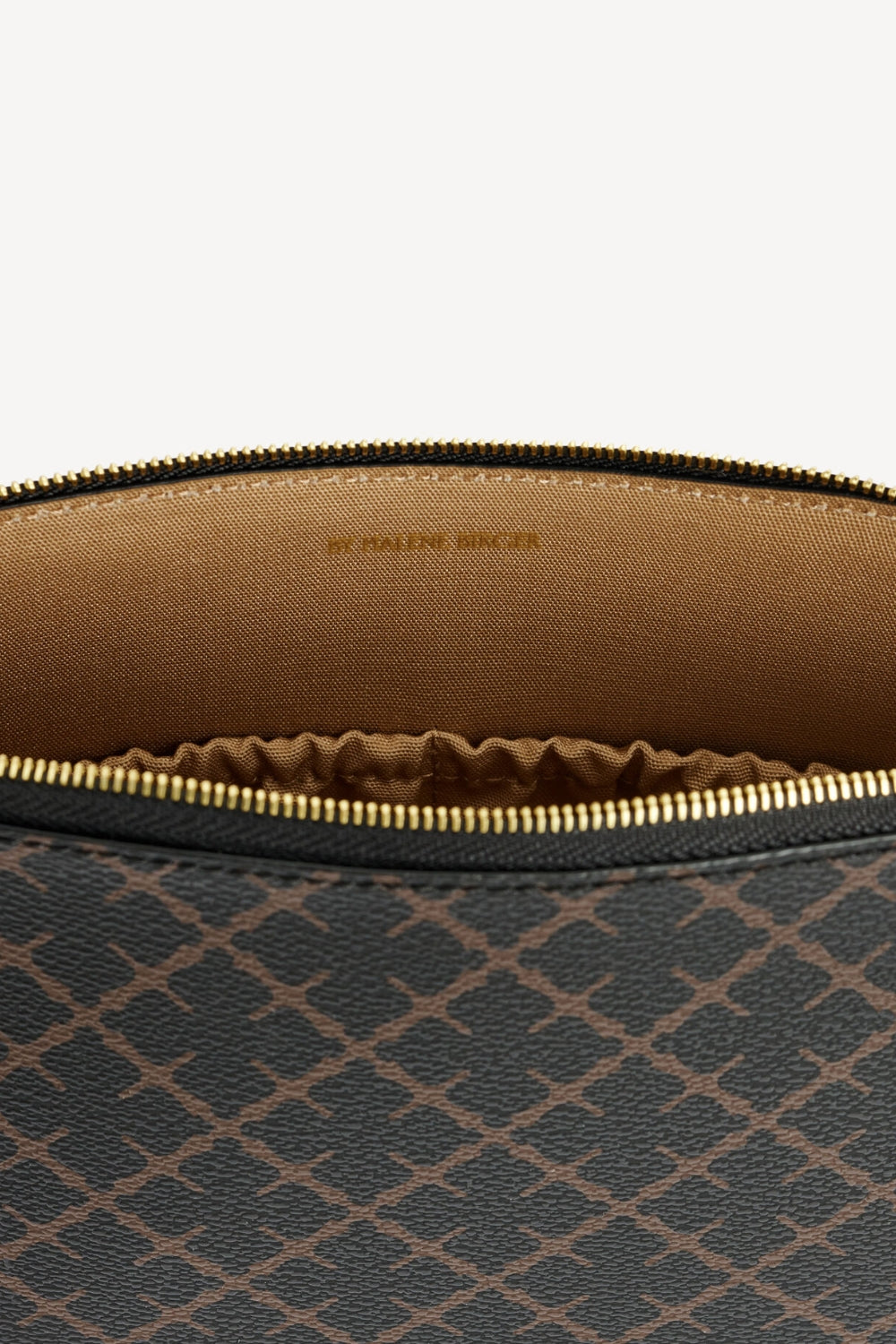 Bae Medium Cosmetics Case Dark Chocolate