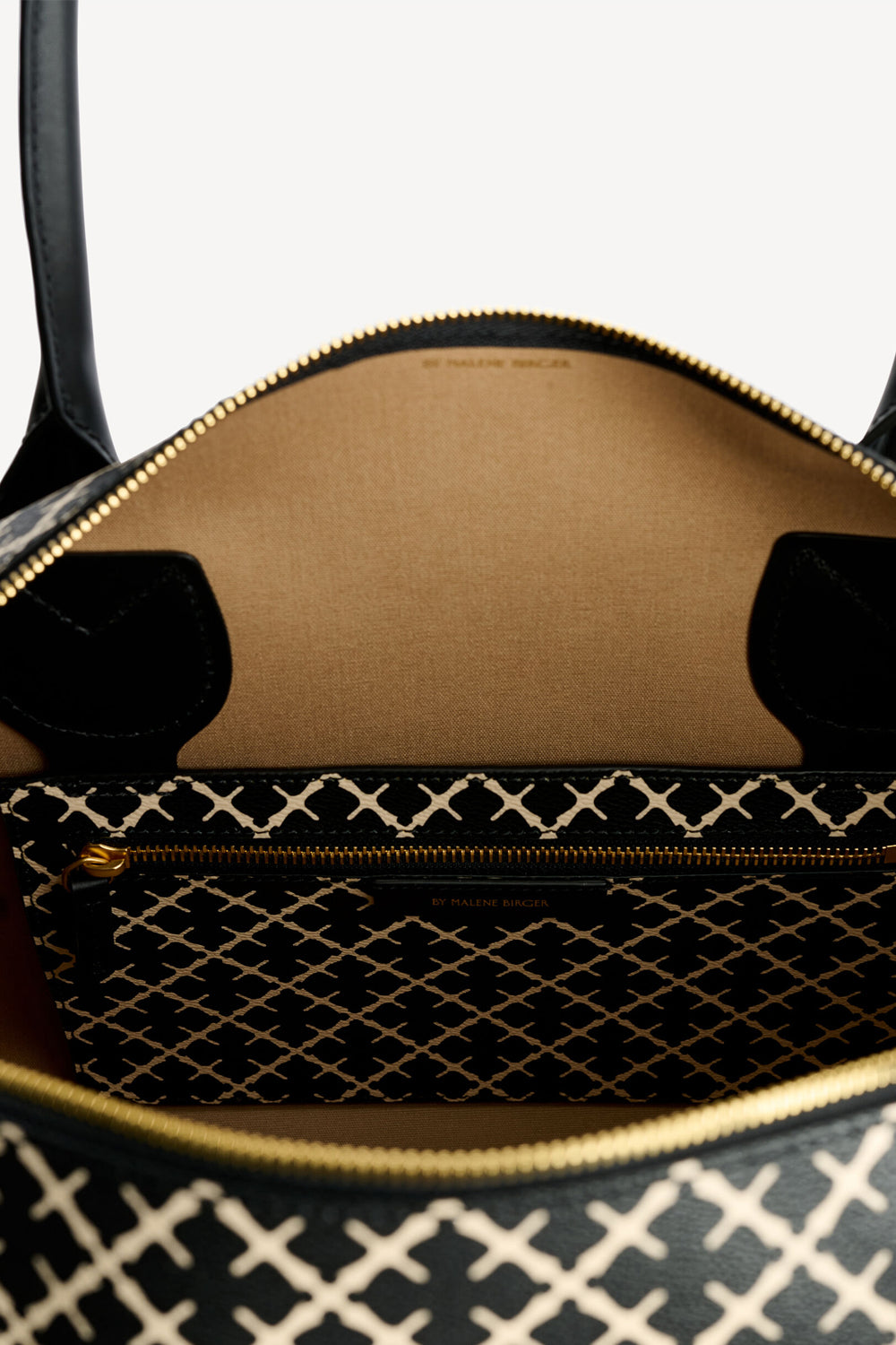 Lullu Small Black