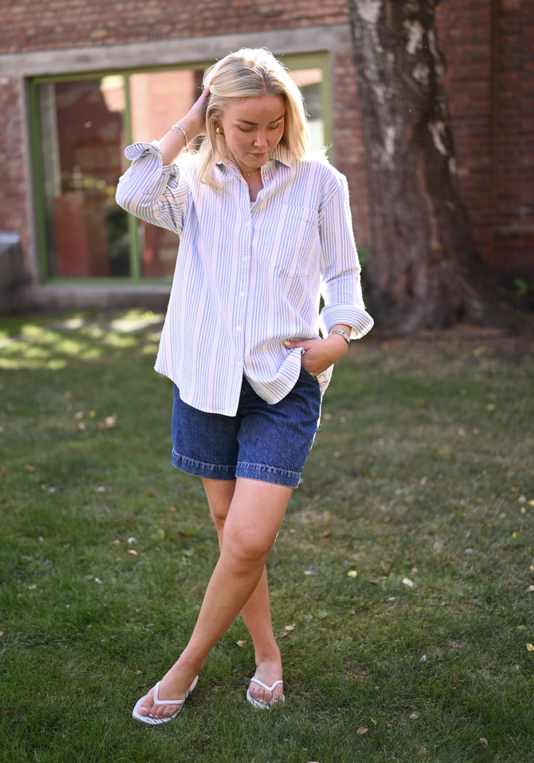 2_957b84eb-98c7-44d3-be7b-d5673adb27c2