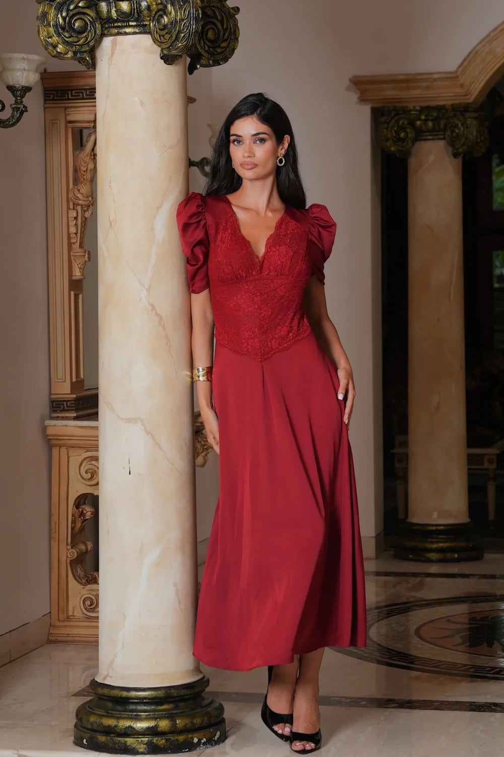 Francis Lace Midi Dress Red