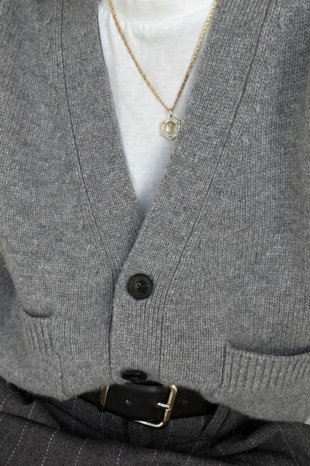 Letter Necklace Gold hollow gold