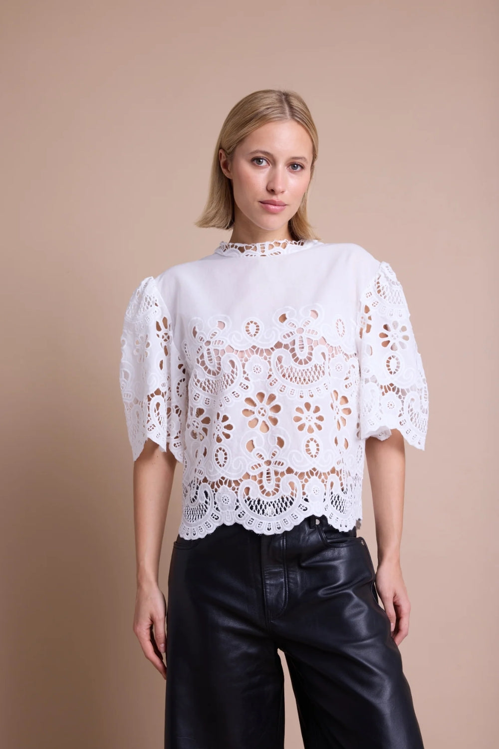 Victoria Lace White