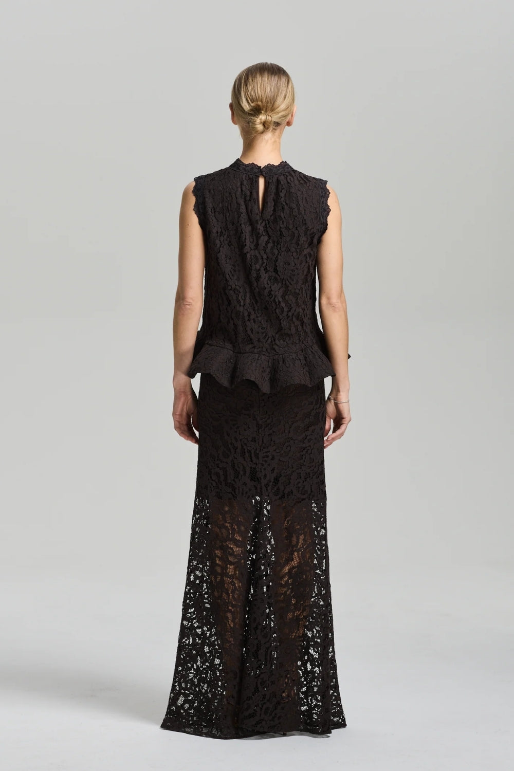 Beatrice Lace Top Chocolate Torte