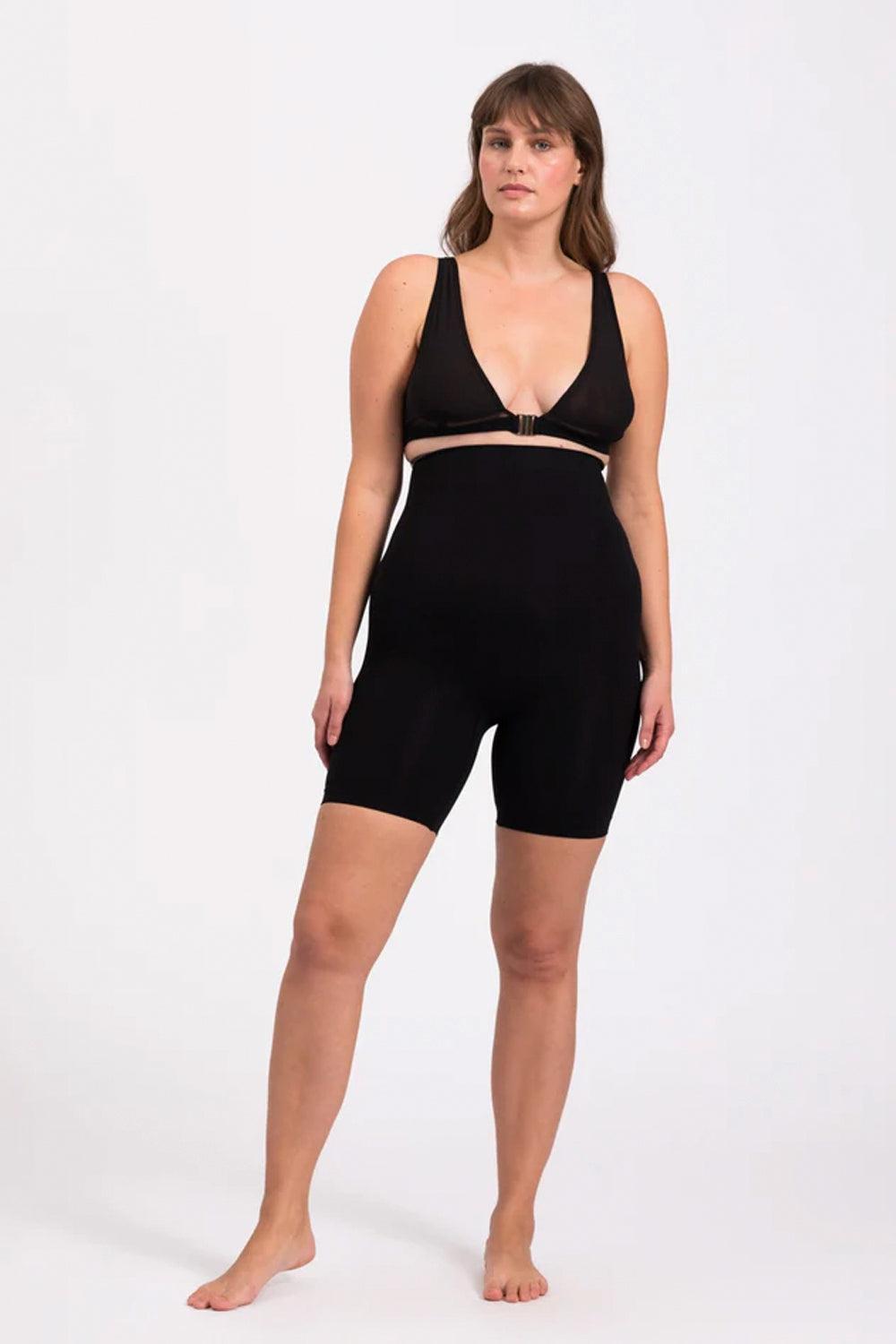 Alturra Highwaist Shaping Shorts Sort