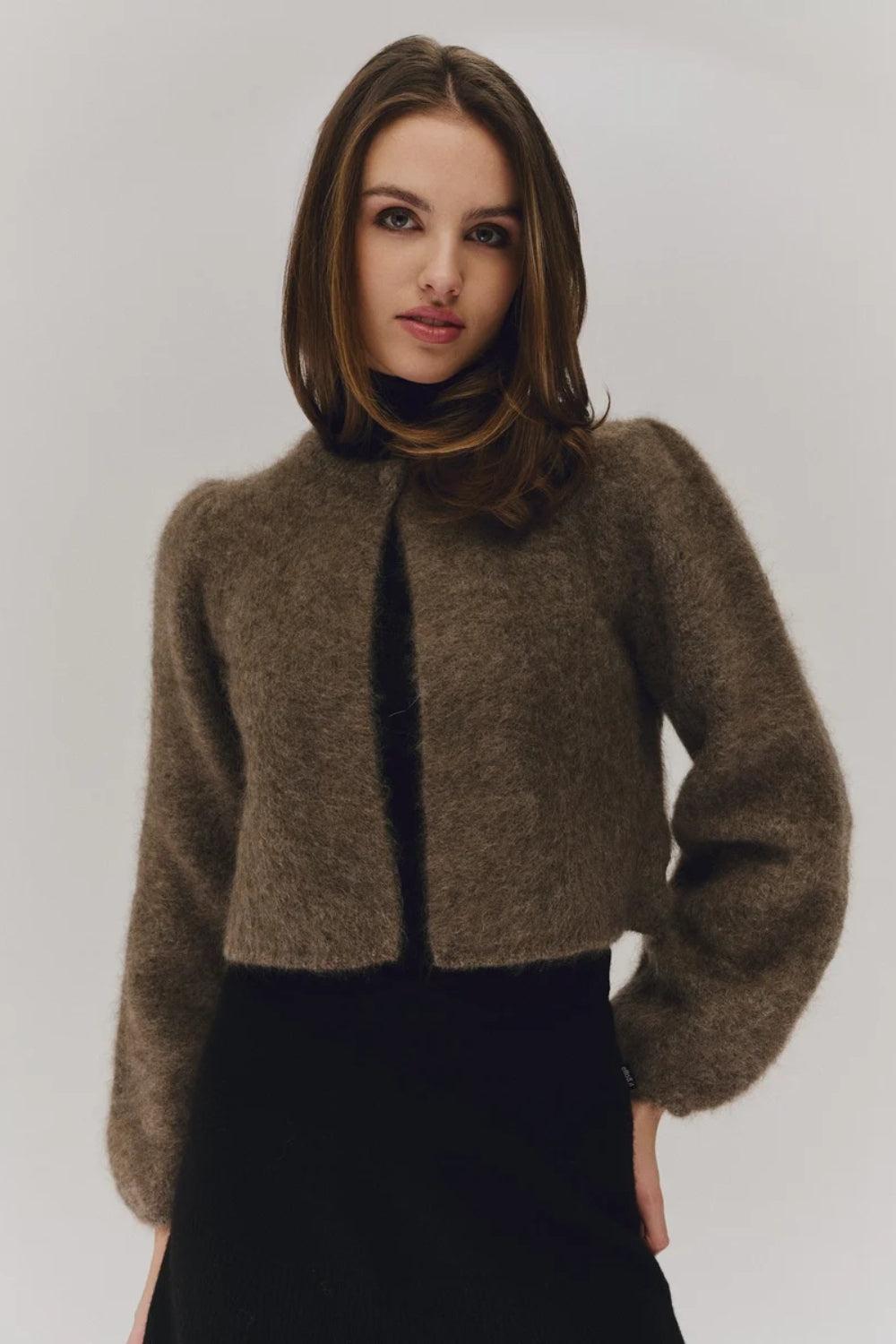 Amelia Chunky Cardigan Brown