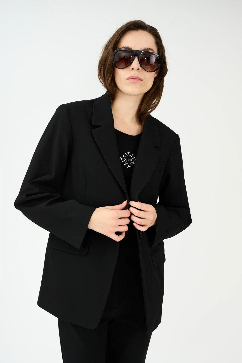 Andrea Essential blazer