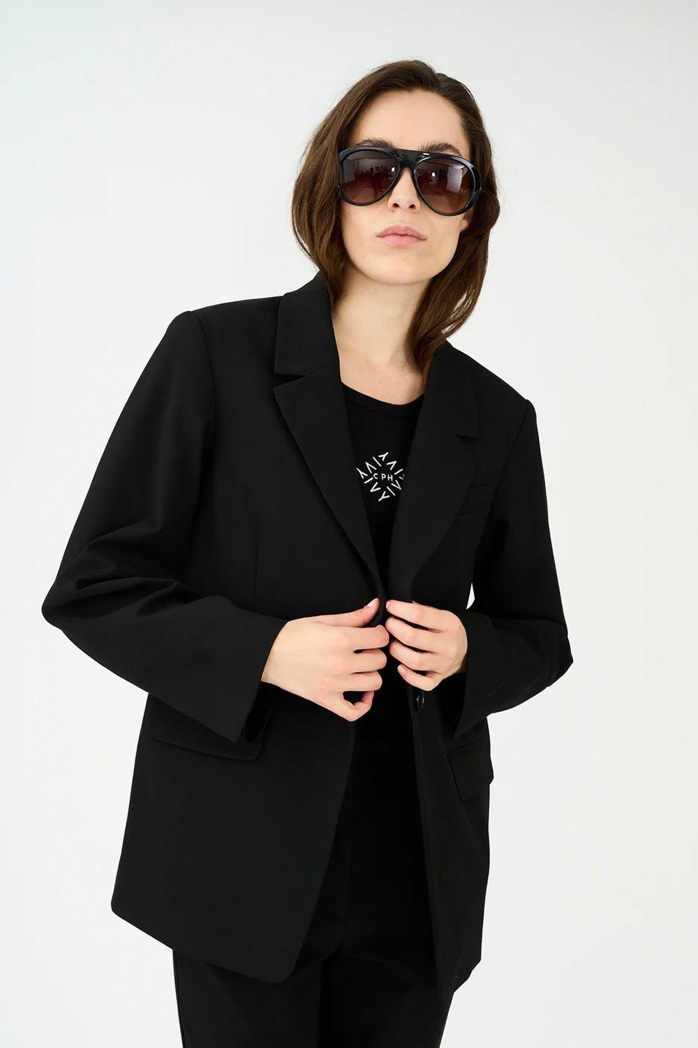 Andrea Essential blazer