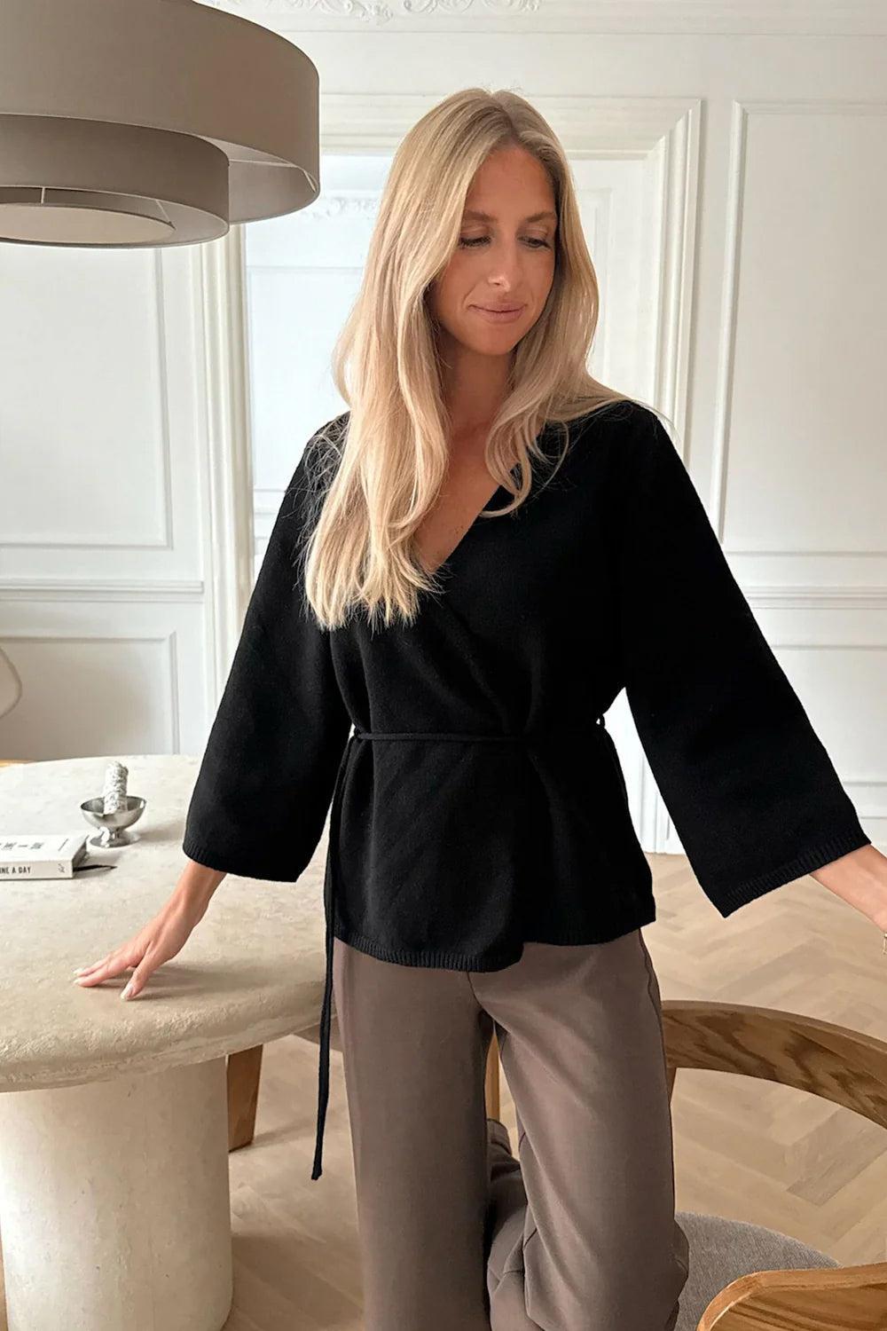 AnneIC Cardigan Black