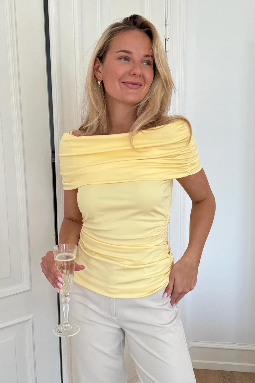 AthenaIC Top Yellow