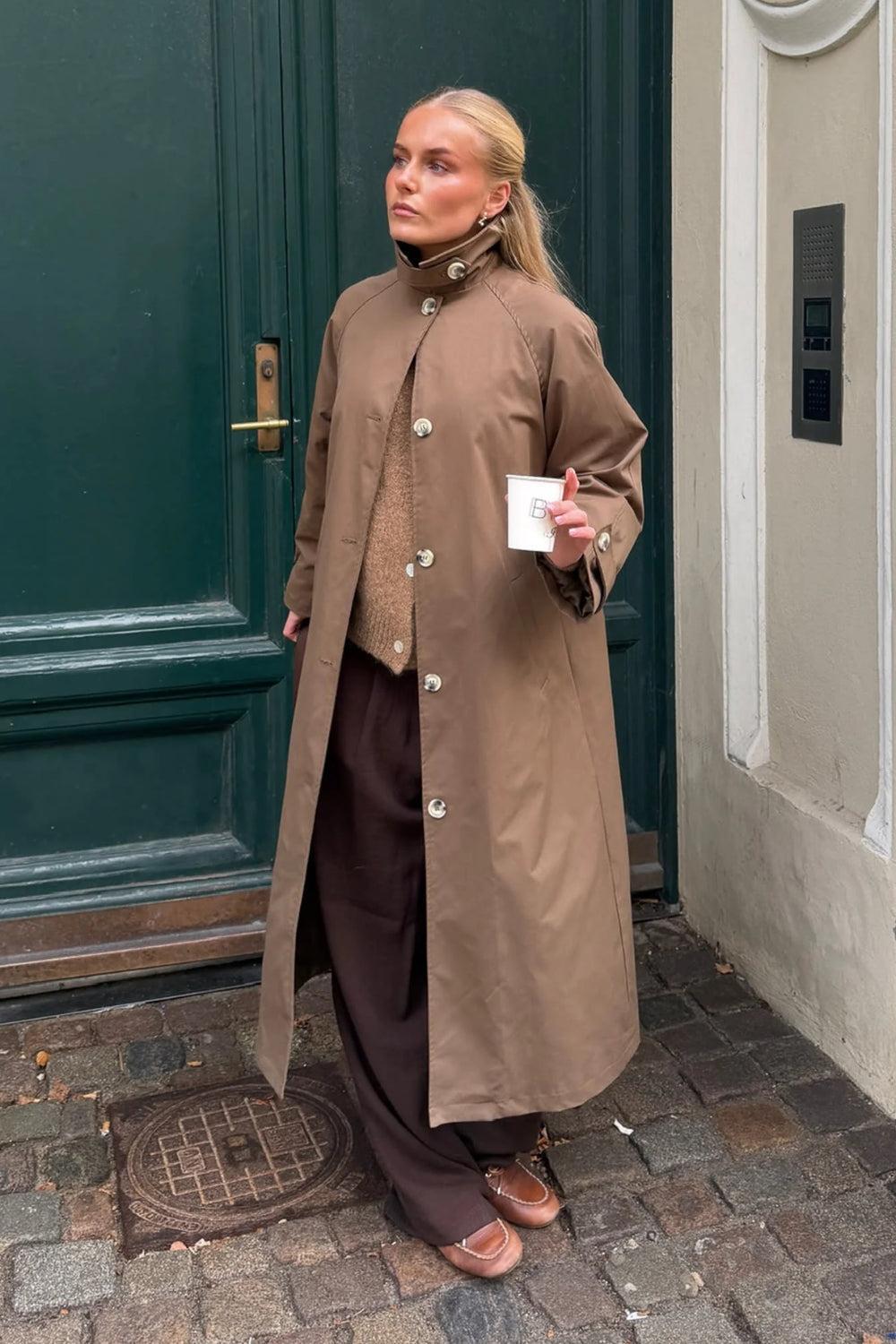 AvaIc Trenchcoat Dark Brown