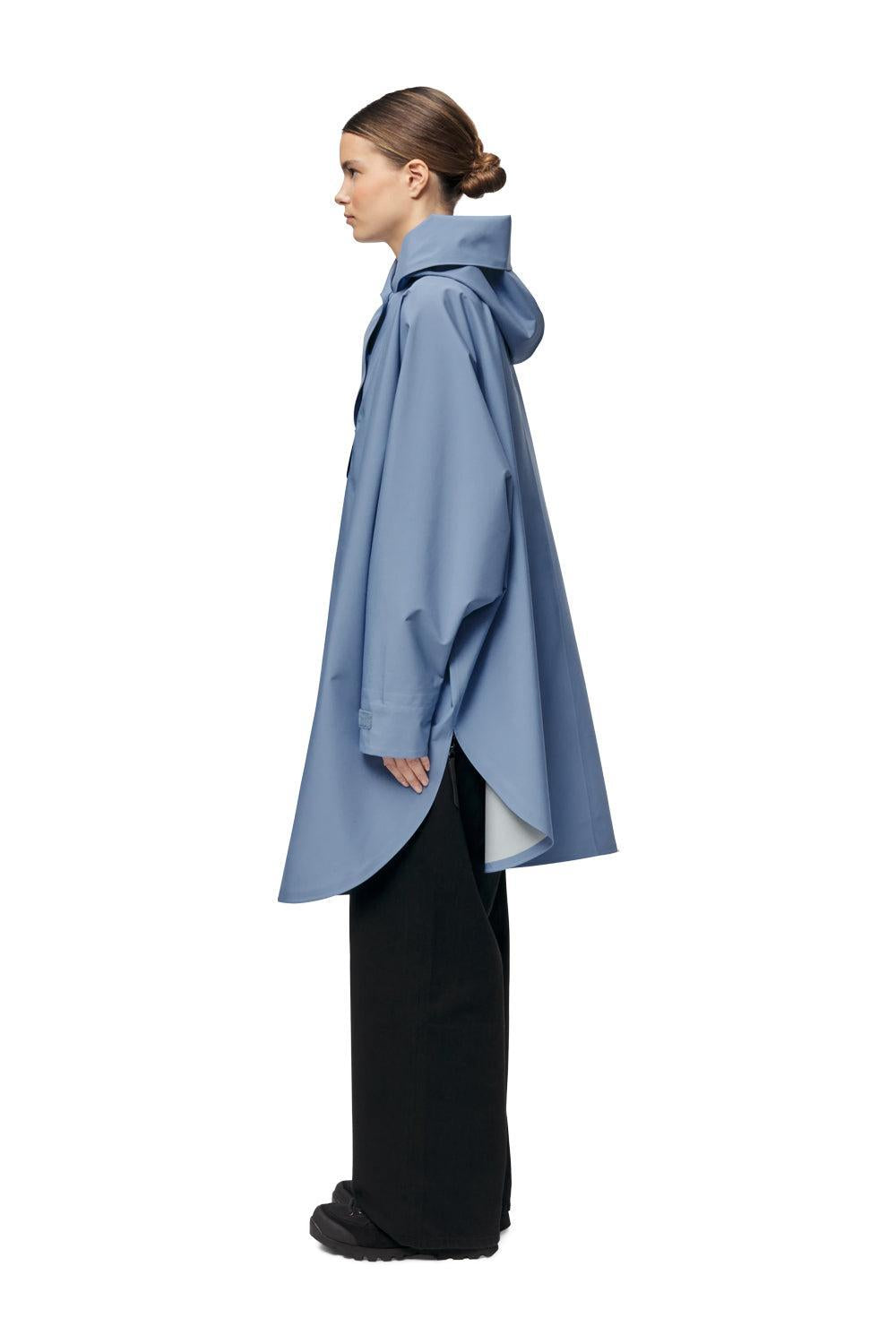 Bergen Poncho Nightshadow