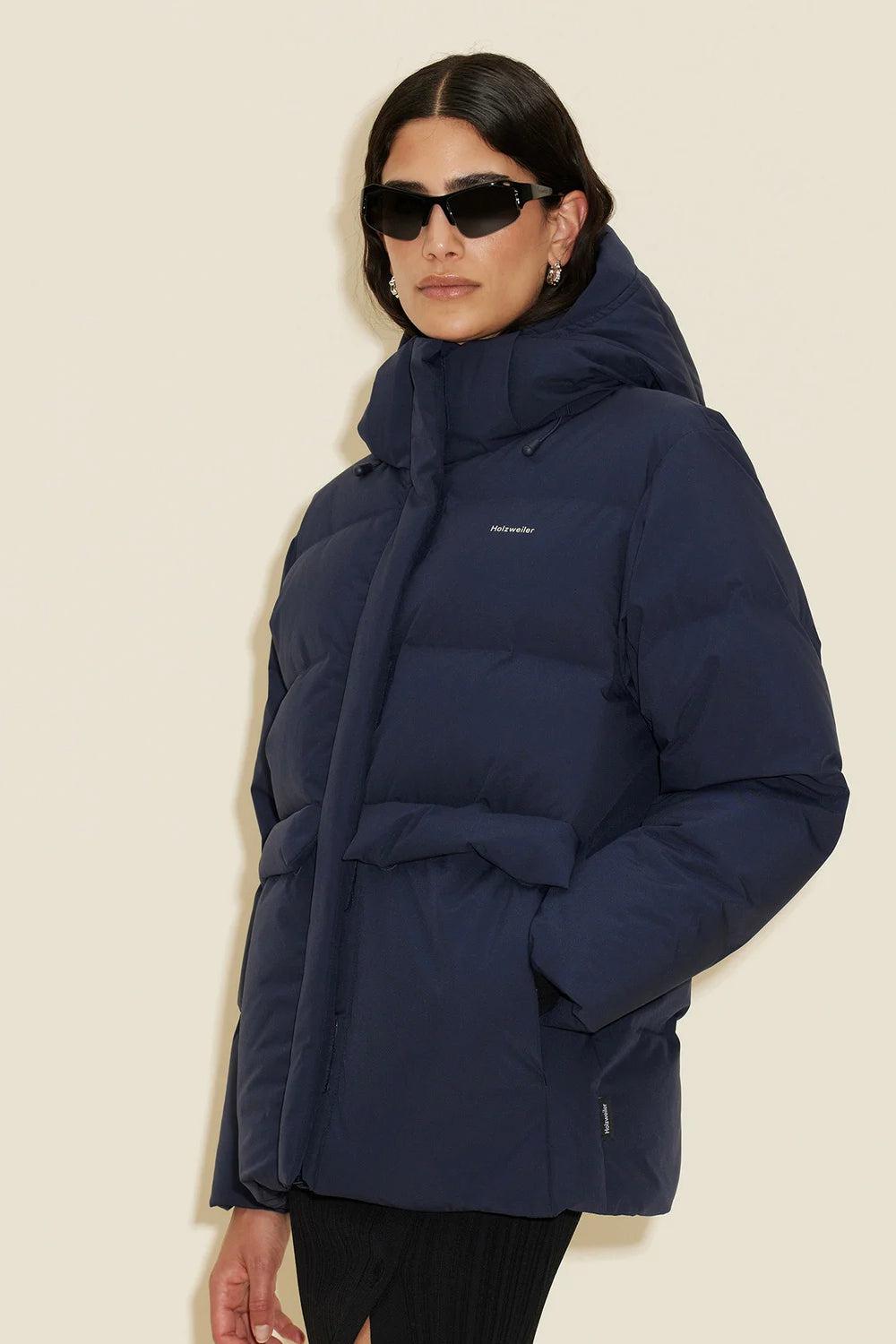 Besseggen Down Jacket DK. Navy