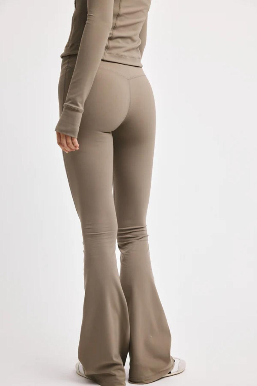 Cloudform Yoga Pant Tall Truffle