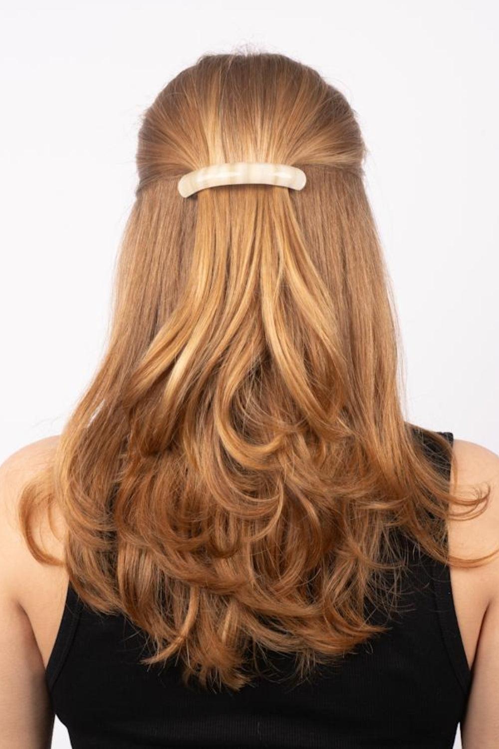 Curved Bone Clip Ivory