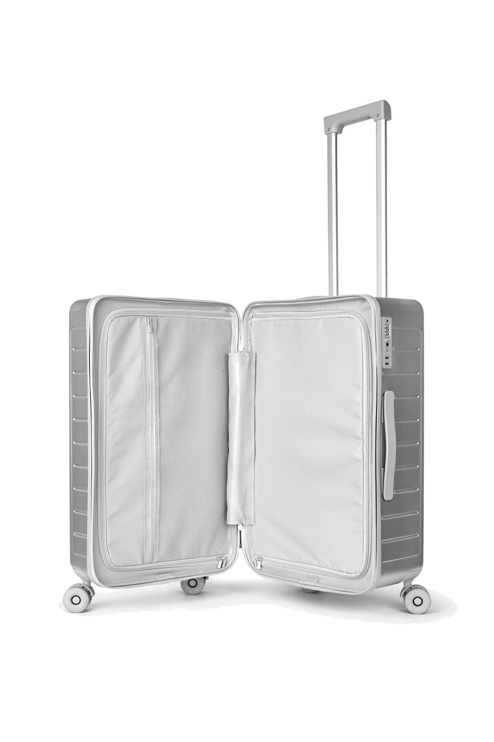 Day Tonal 24" Trunk Silver