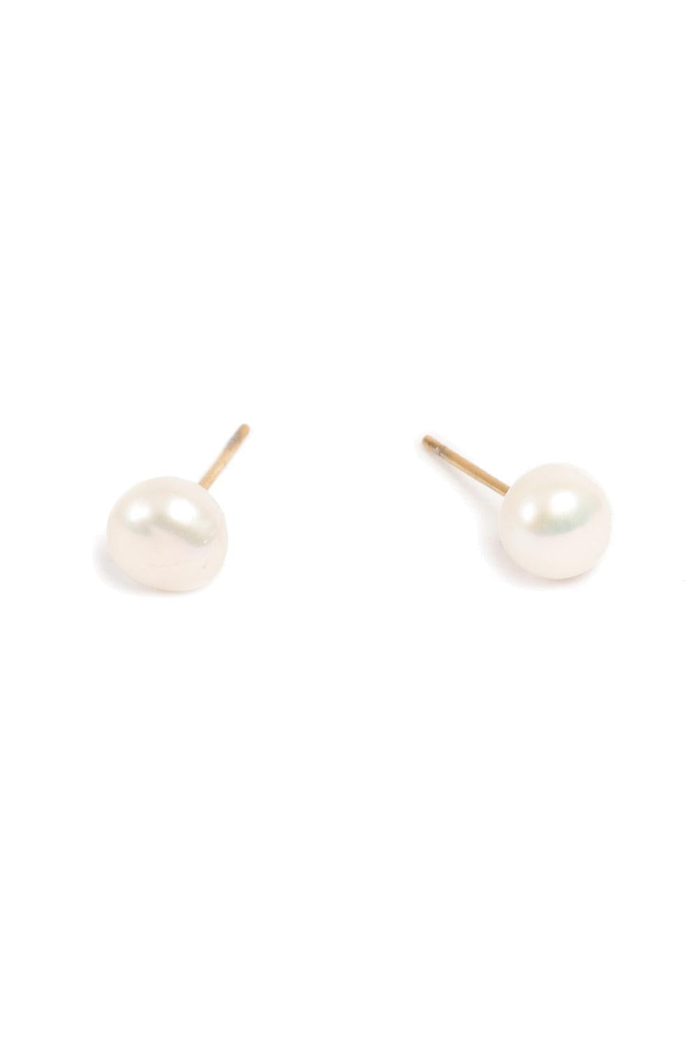 Earring Pearl 6mm