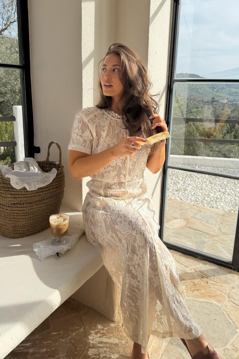 ElliaIc Long Dress Off White Lace