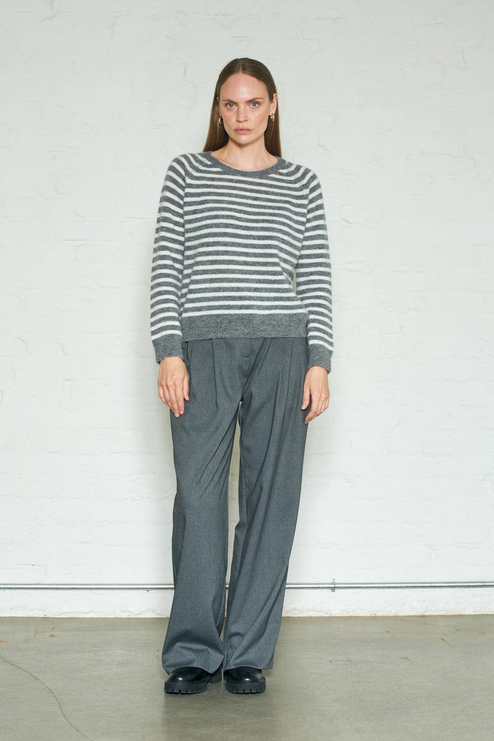 Fiona Stripe Dk Grey / Offwhite