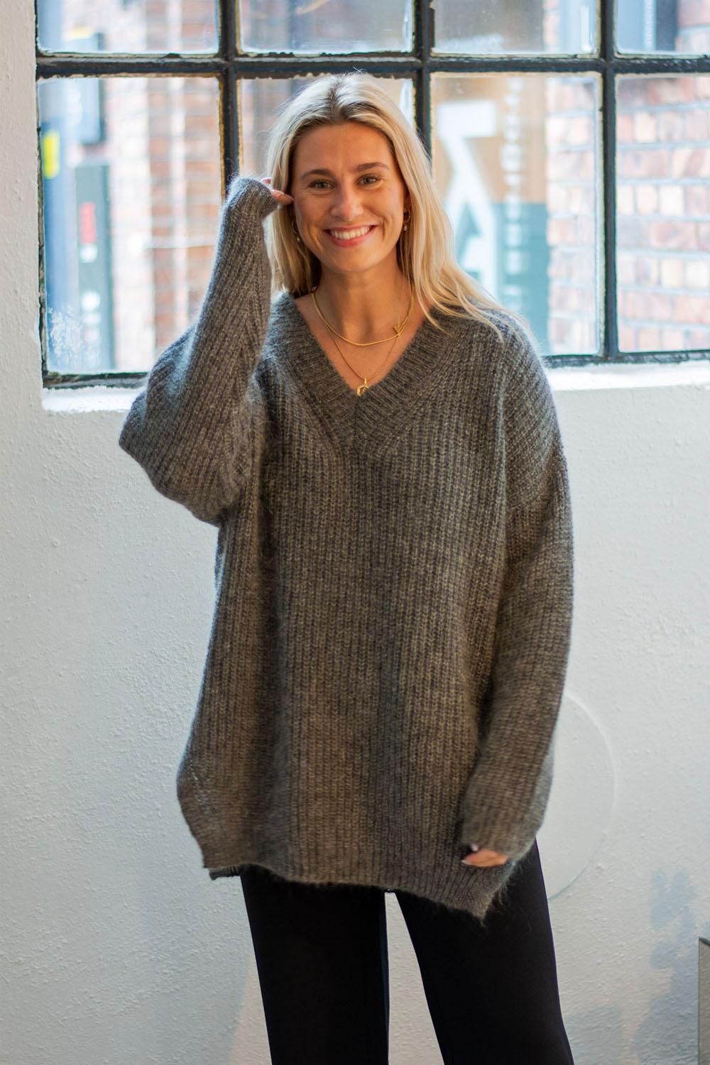 Florie V-neck Sweater Winter Grey