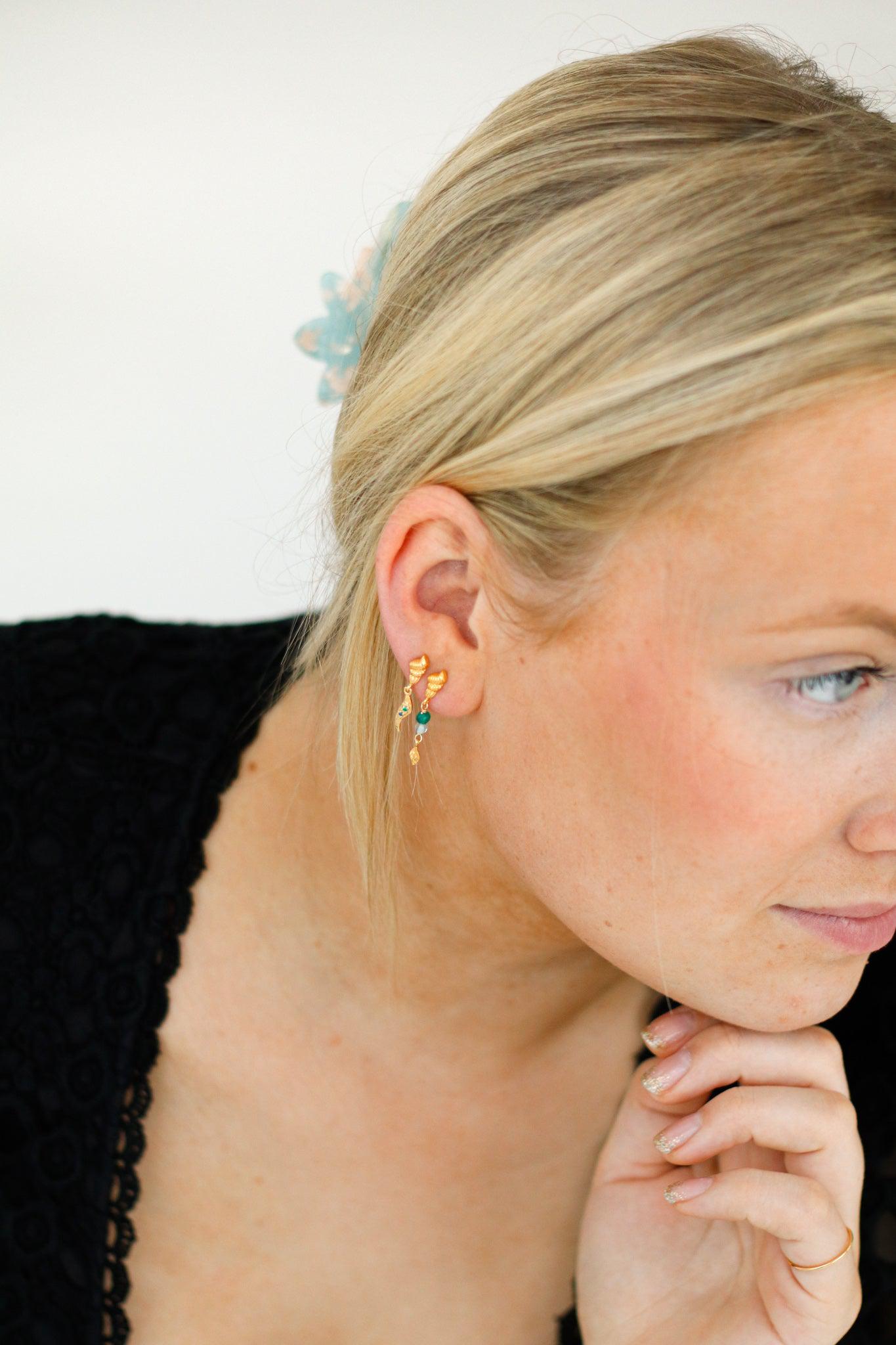Kaia Earrings Gold-plated with green onyx and blue topaz