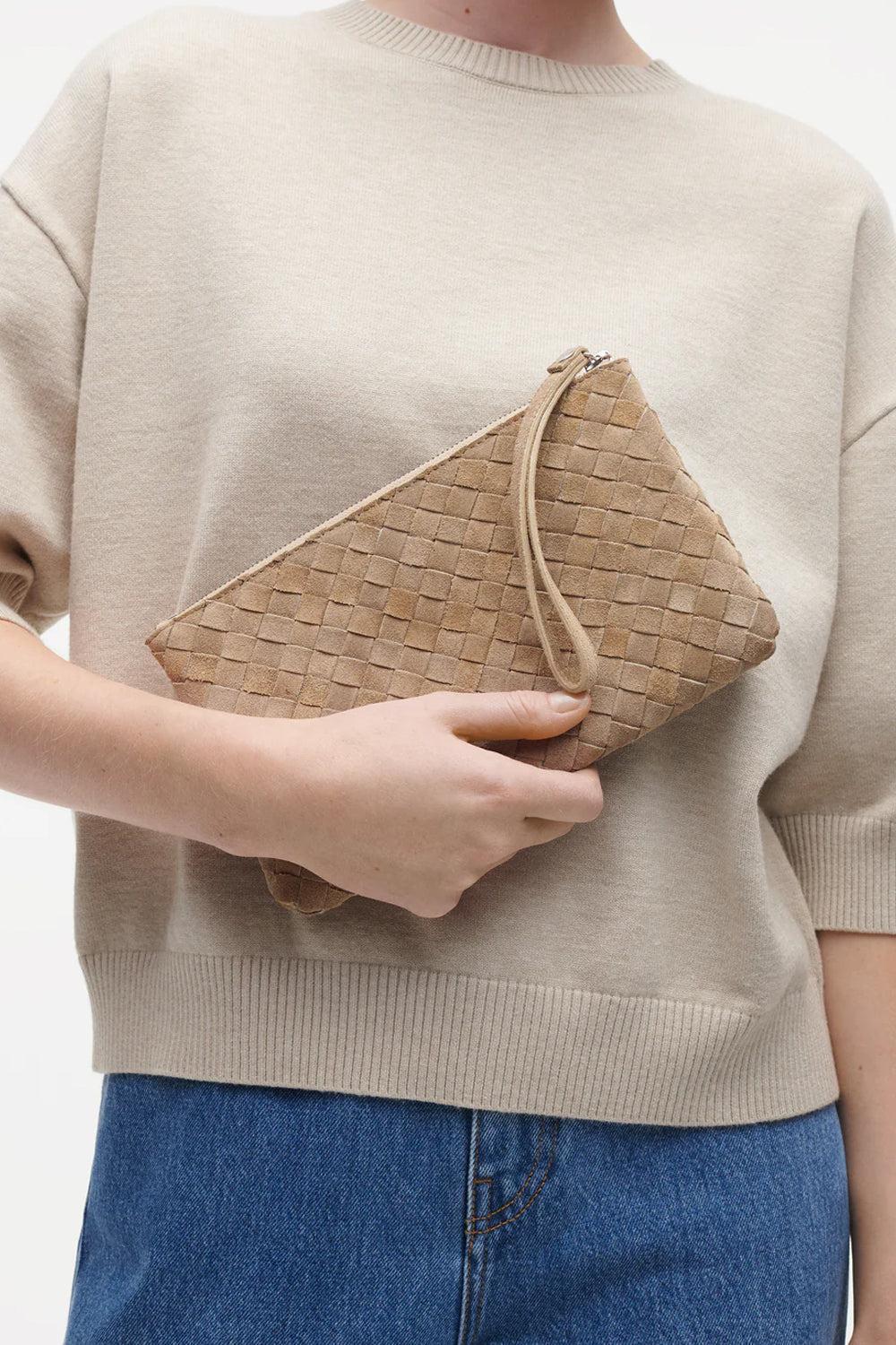 Lia Gritty Woven Leather Olive