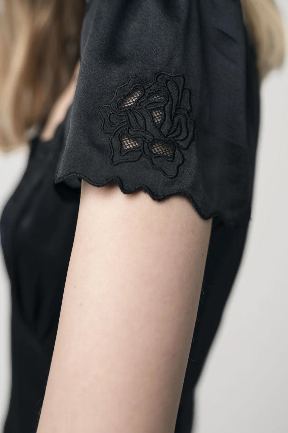 Marley Rose  Black