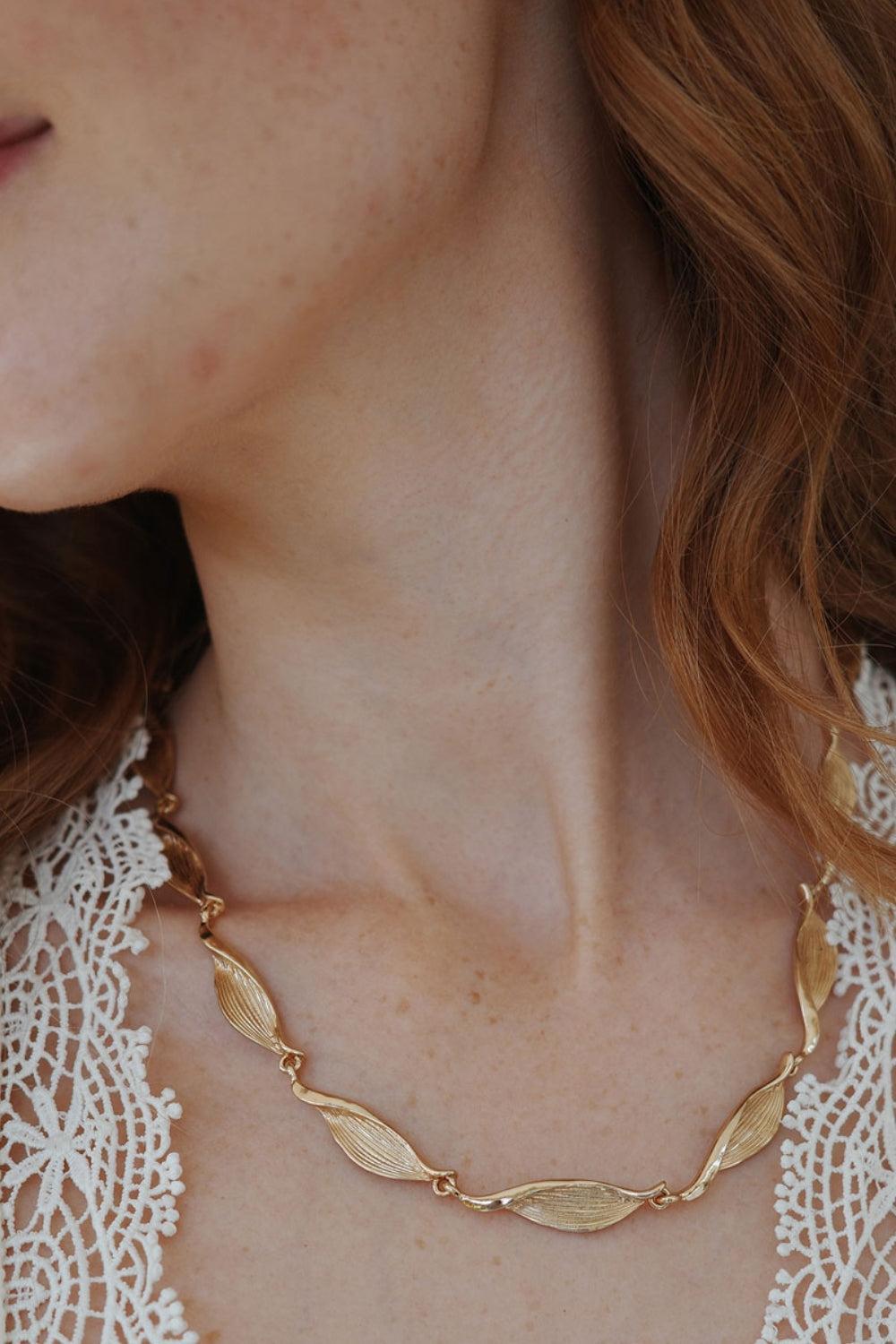 Necklace Vintage Leaves