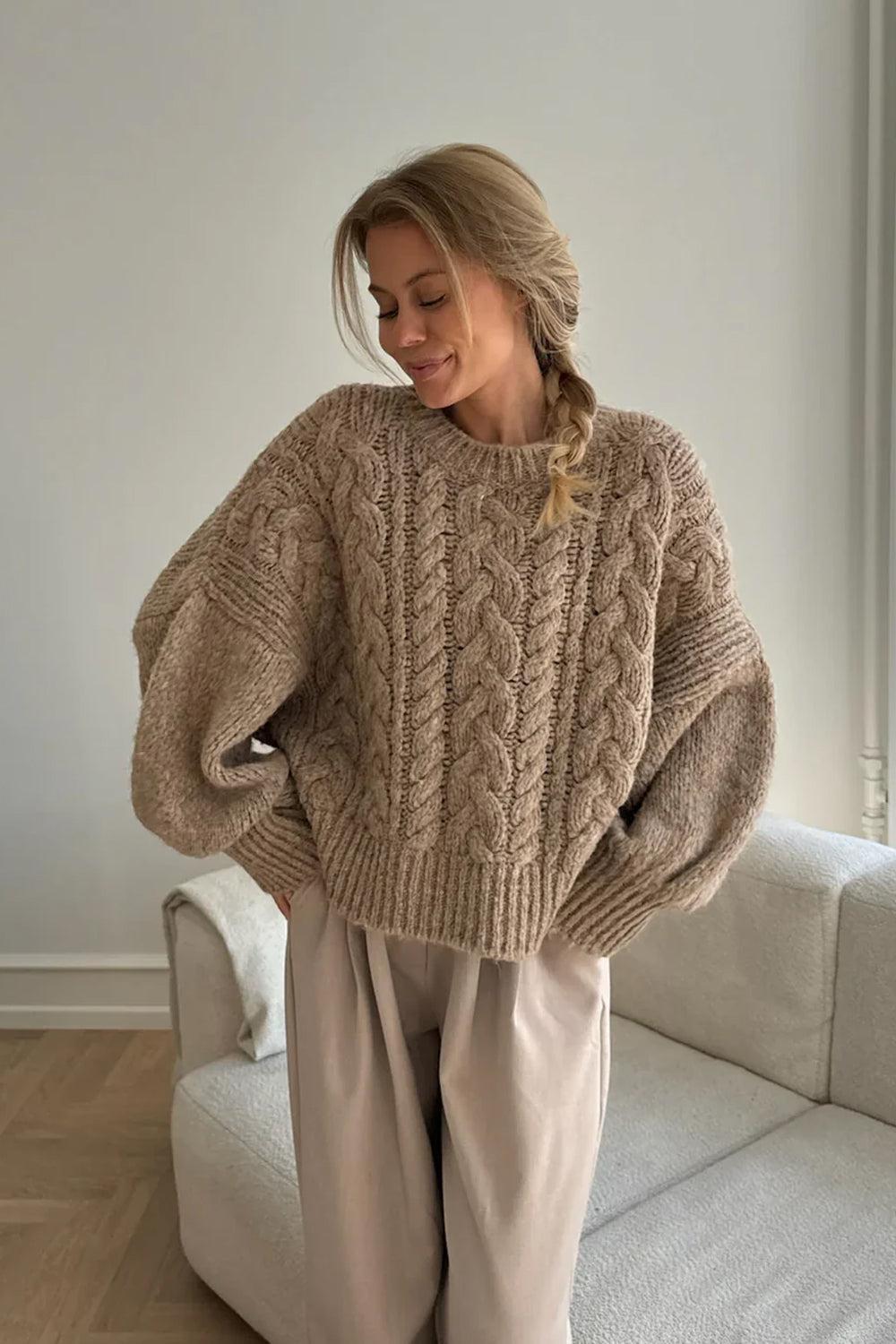 NoraIC Sweater Beige