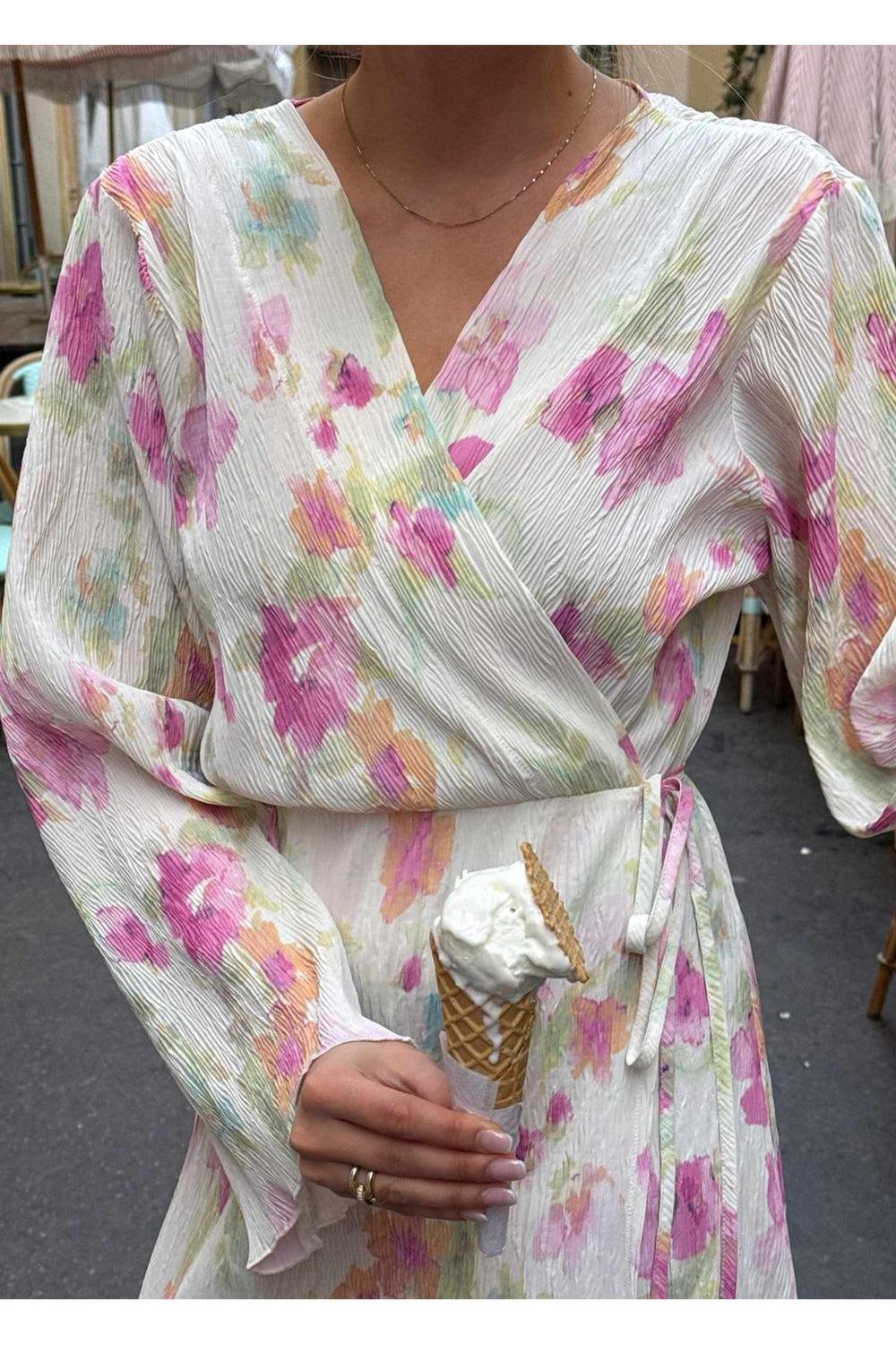 Ofelia Long Wrap Dress Pink Flower Blush Print