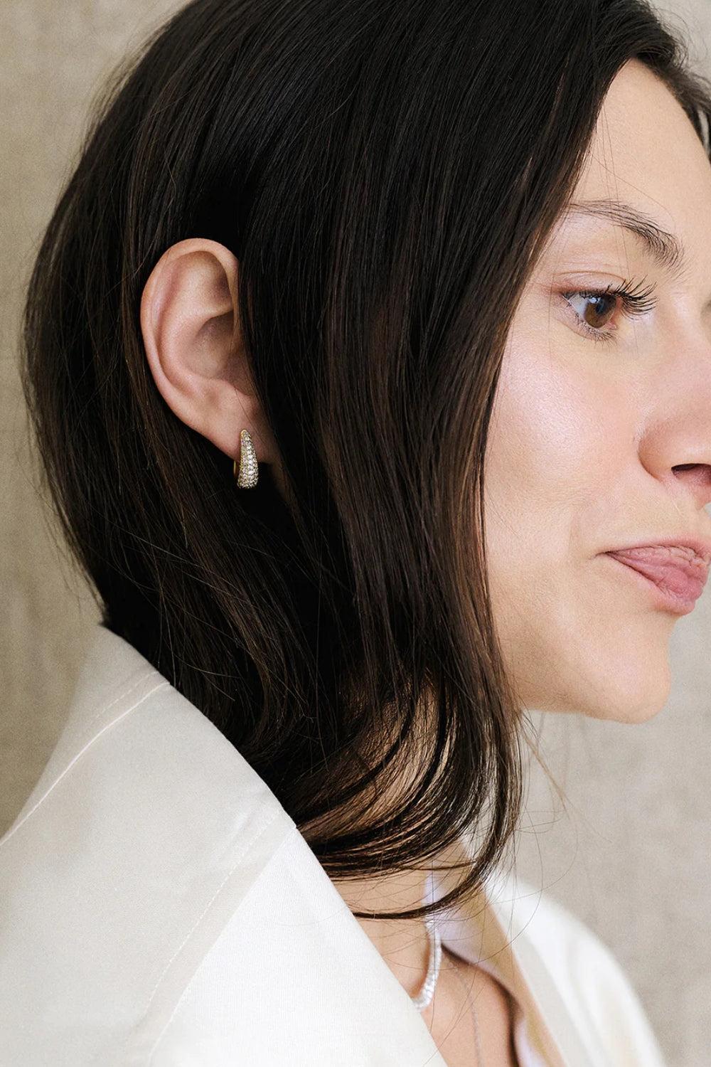Pavé Ellipse Earrings Gold