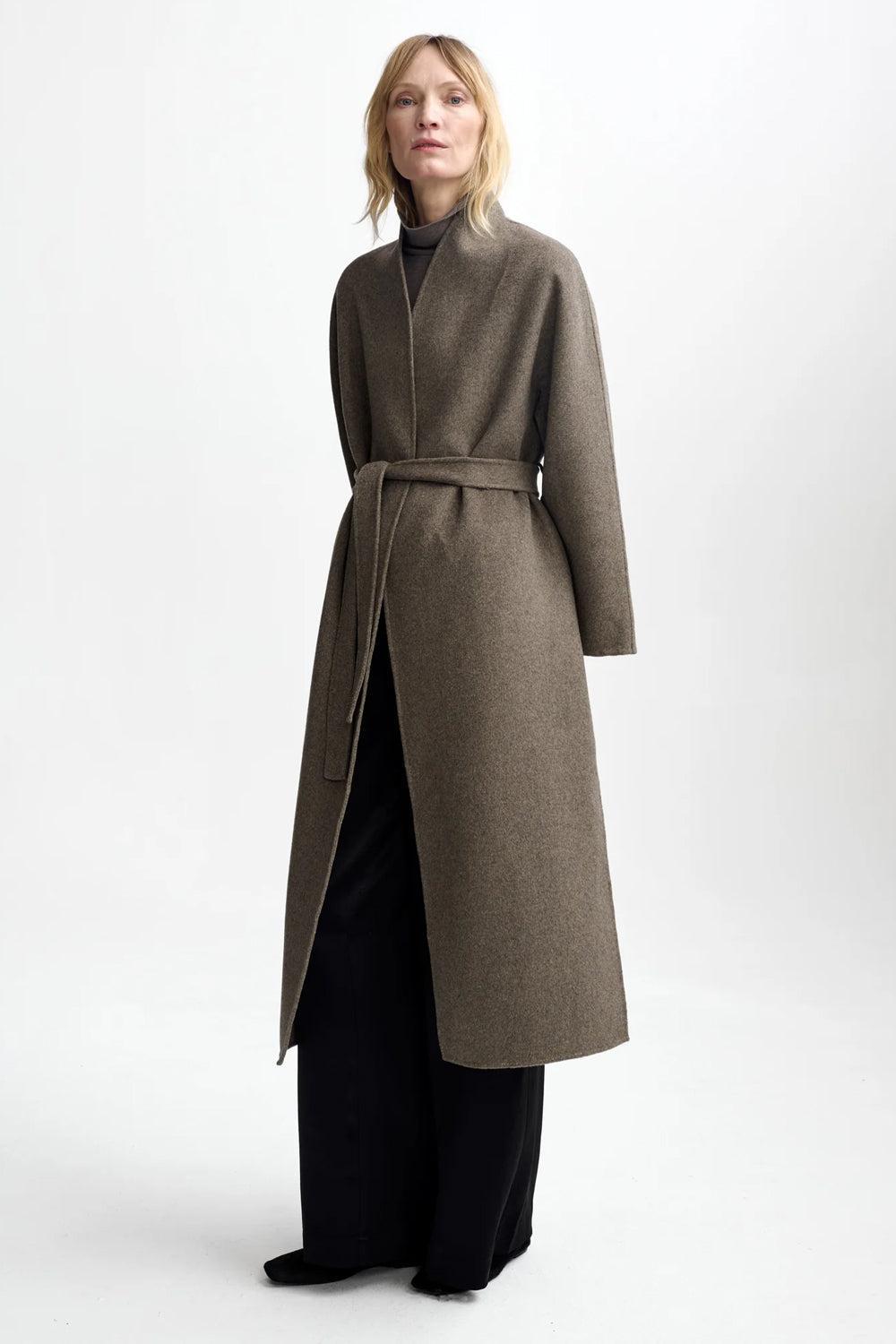 Petra Wool Coat Wood