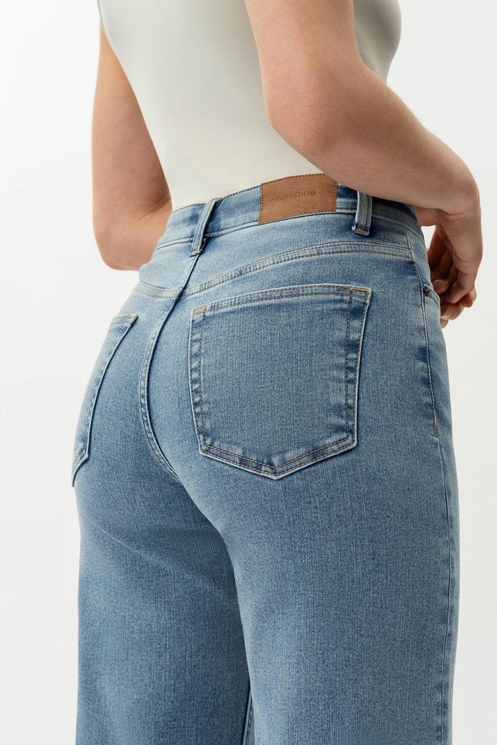 Relaxed ComfortDenim Jeans 30" Light Blue