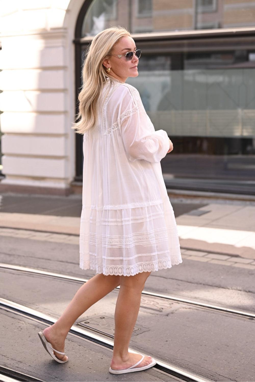 Selestina Dress White