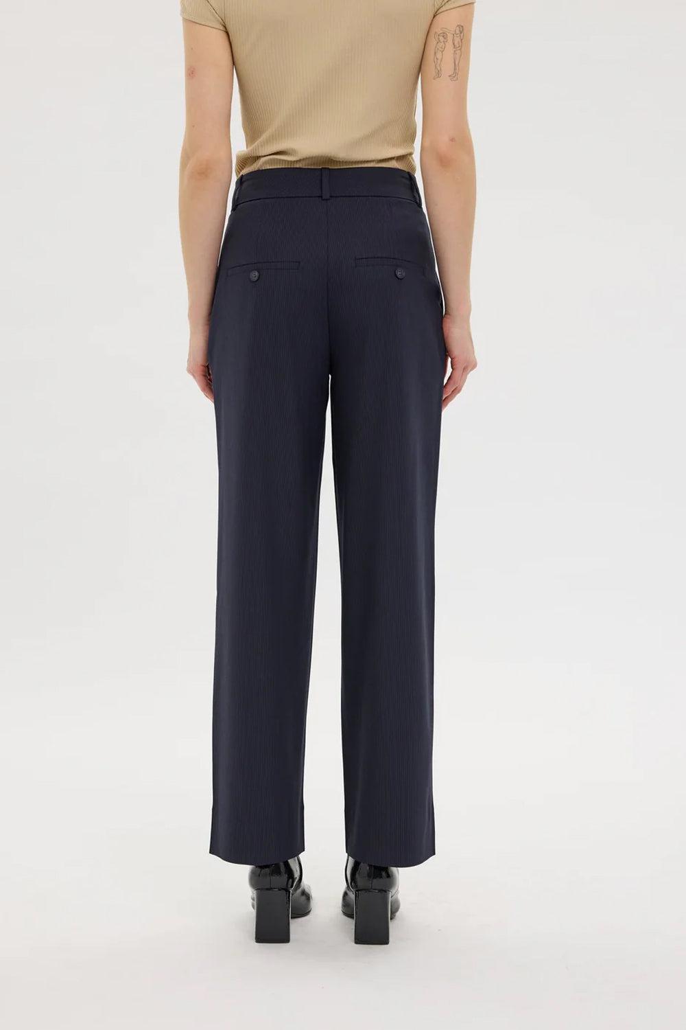 SophiaFV 077 Regular Navy mini pin