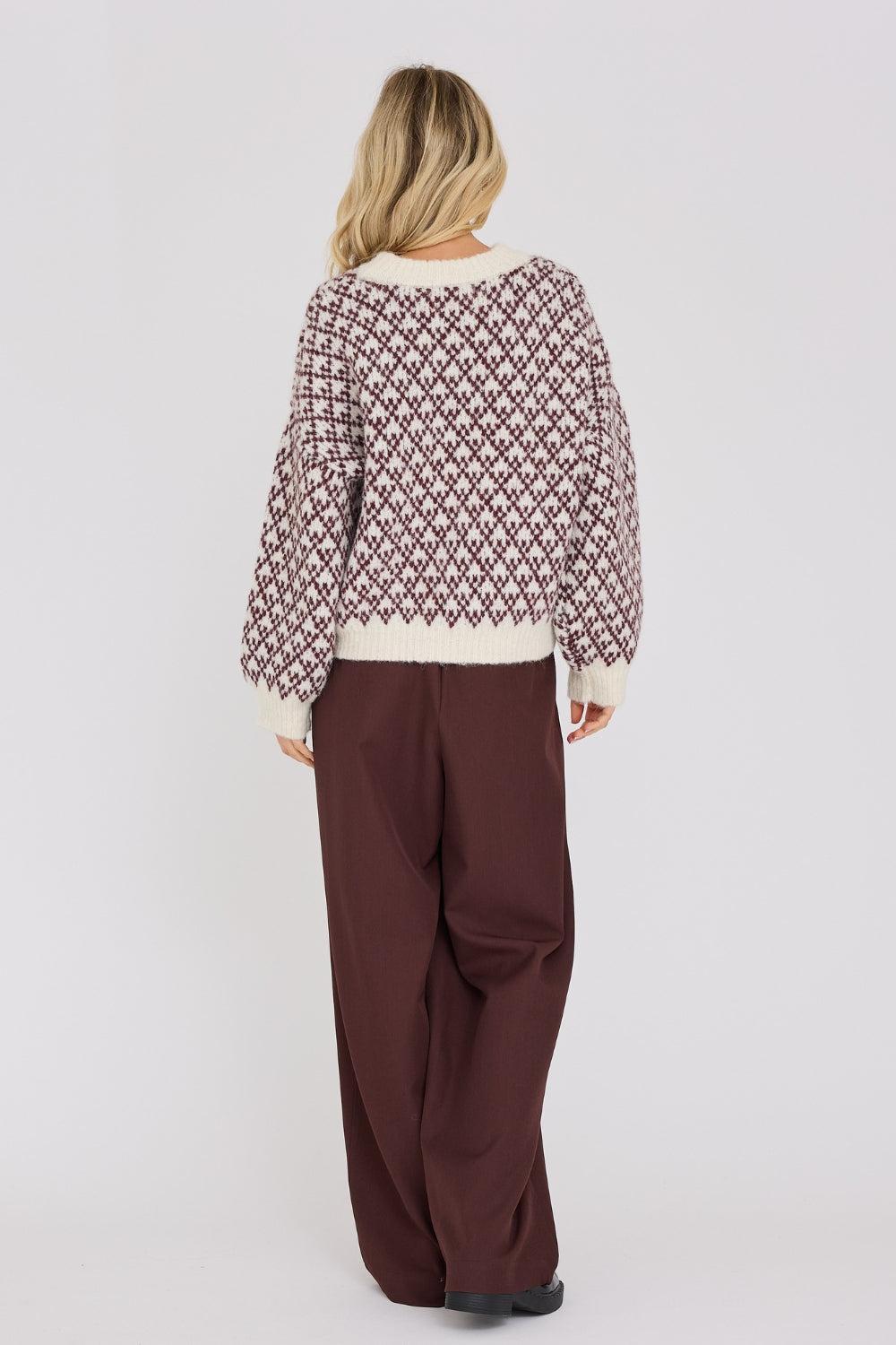 Tessi Knit Pullover Off White/Bordeaux