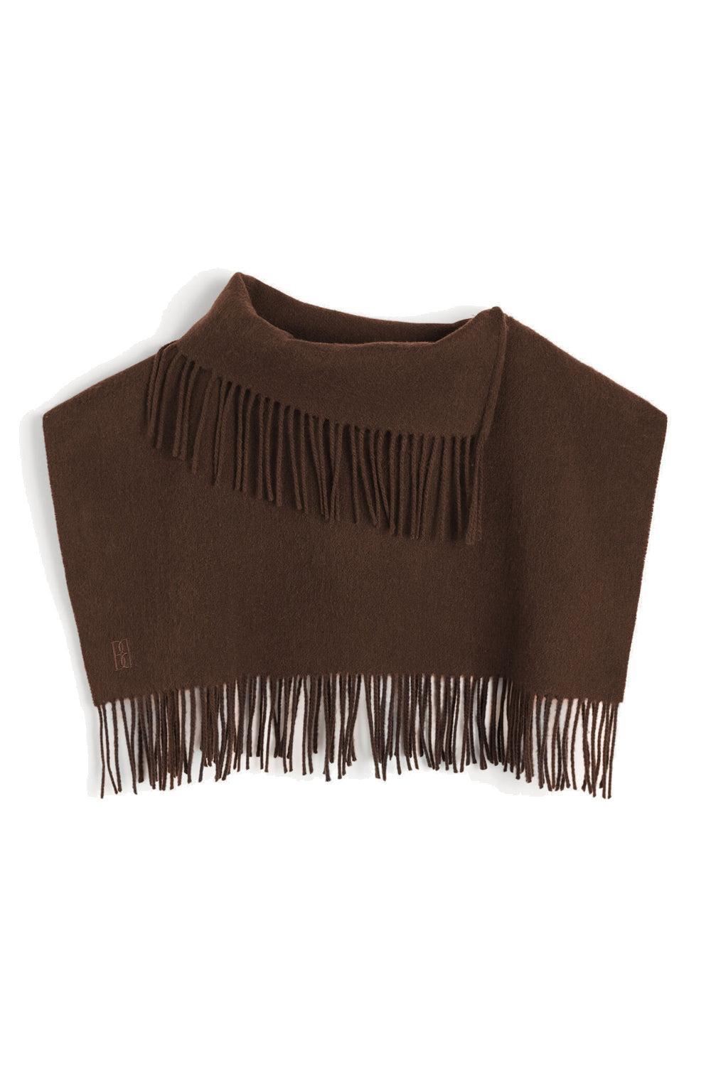 Turtla wool fringe bib Carafe