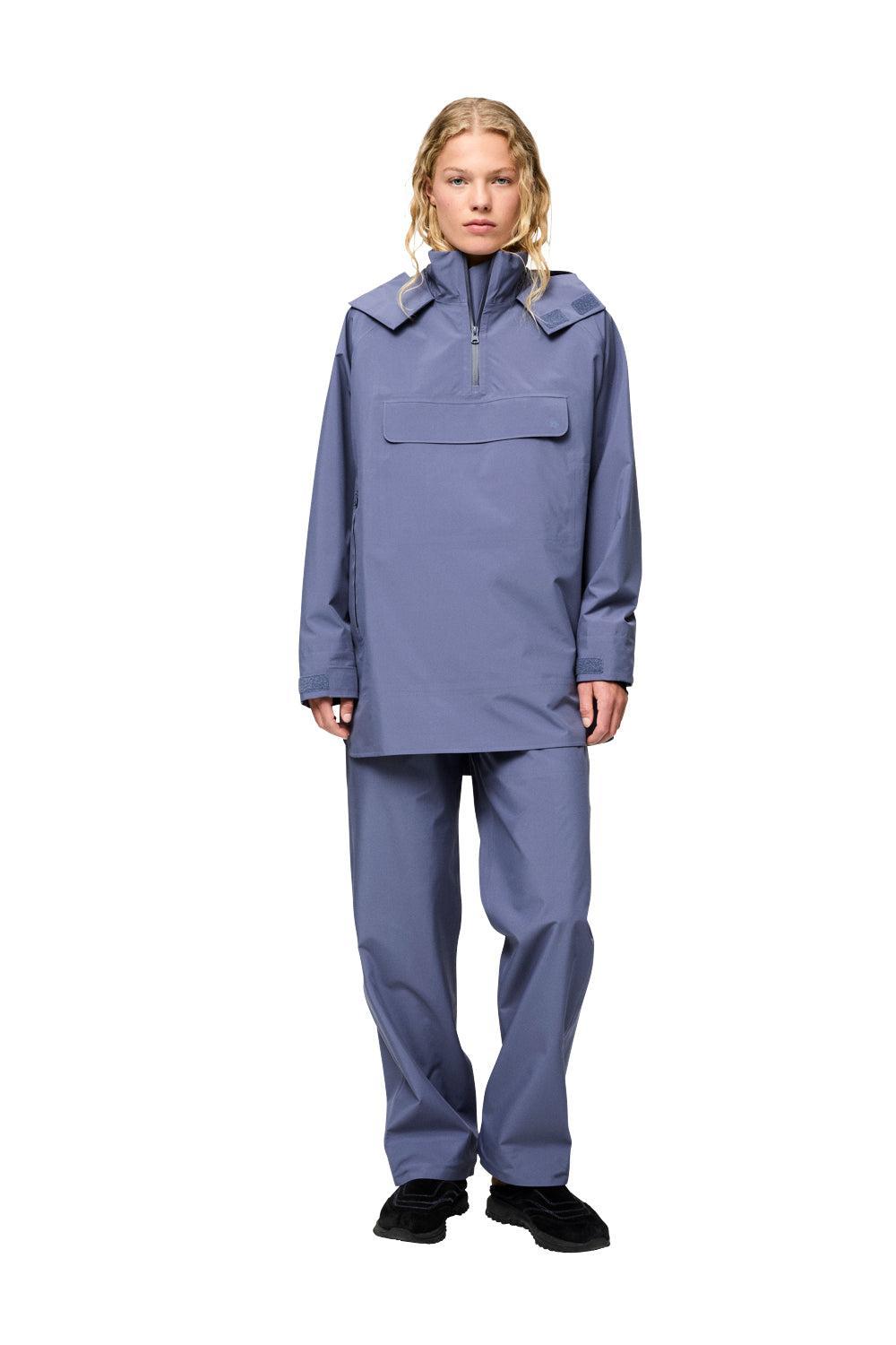 Voss Poncho Nightshadow