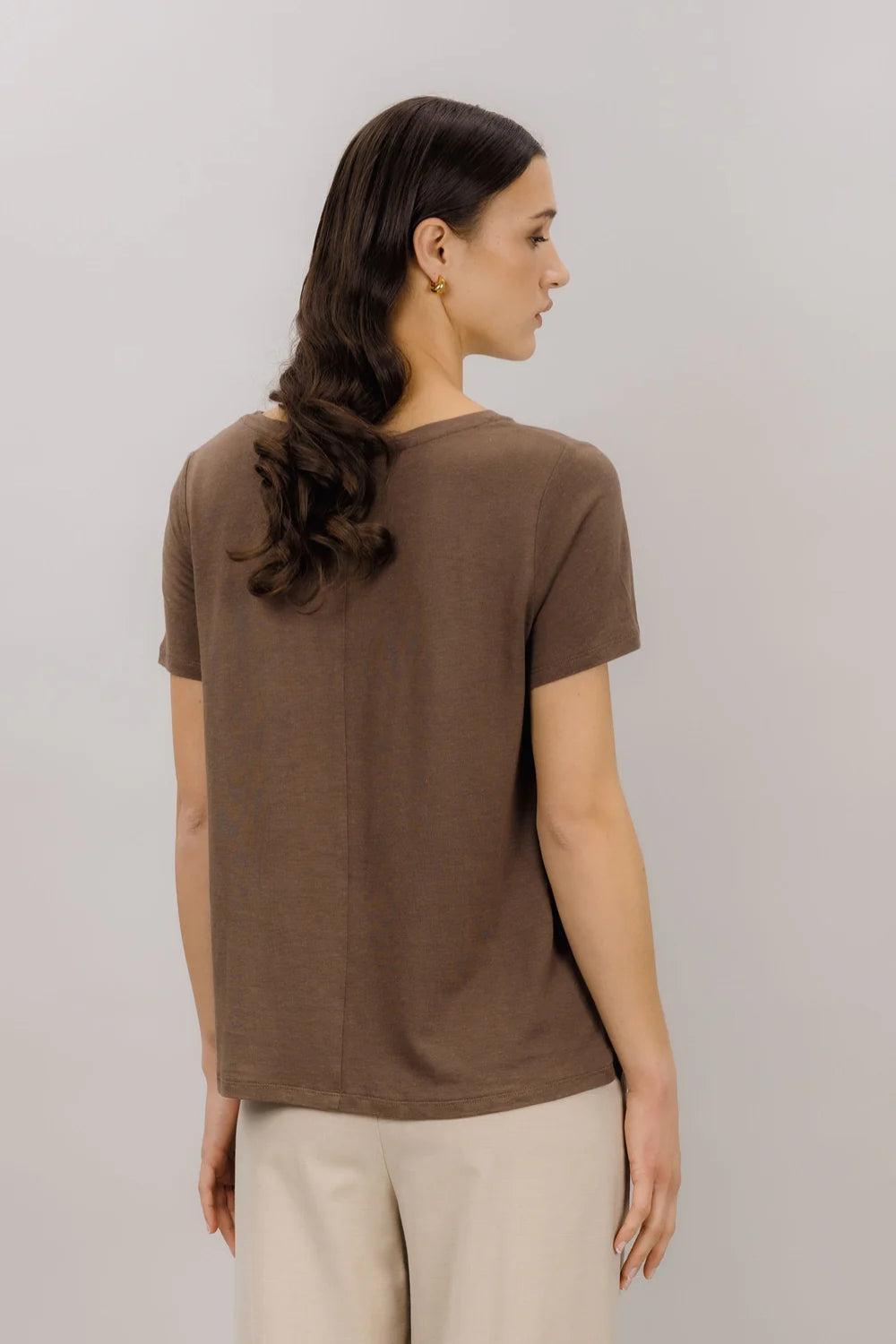Zaneta Tee Brown