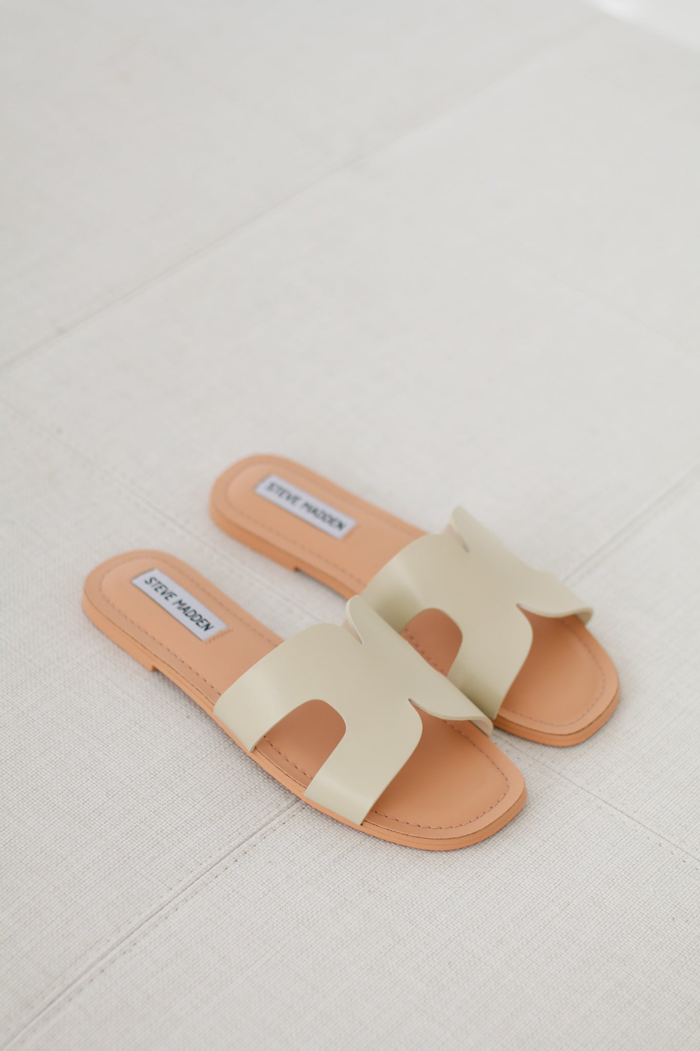 Zarnia Sandal Bone Leather