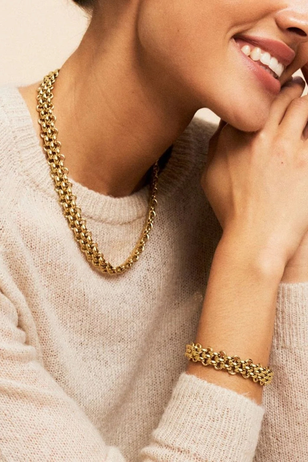 Goldie Necklace Gold
