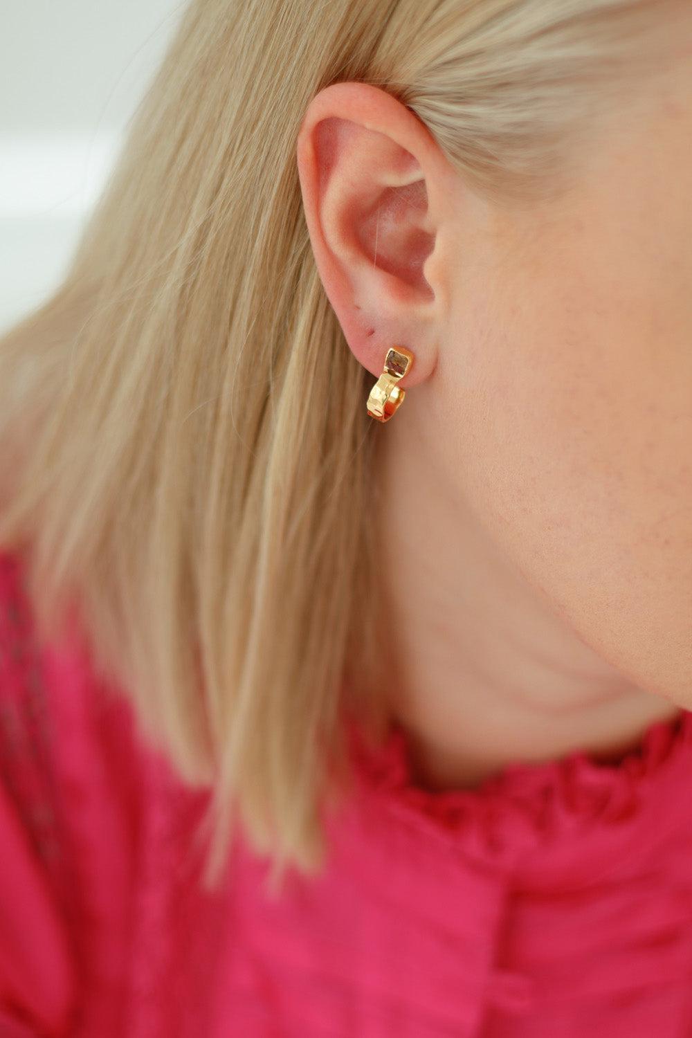 Kathrine-Fisker-X-Sistie-Earring-Gold-Plated-2